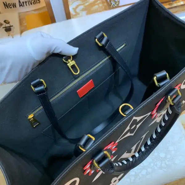 First bag ru LOUIS VUITTON CRAFTY ONTHEGO GM