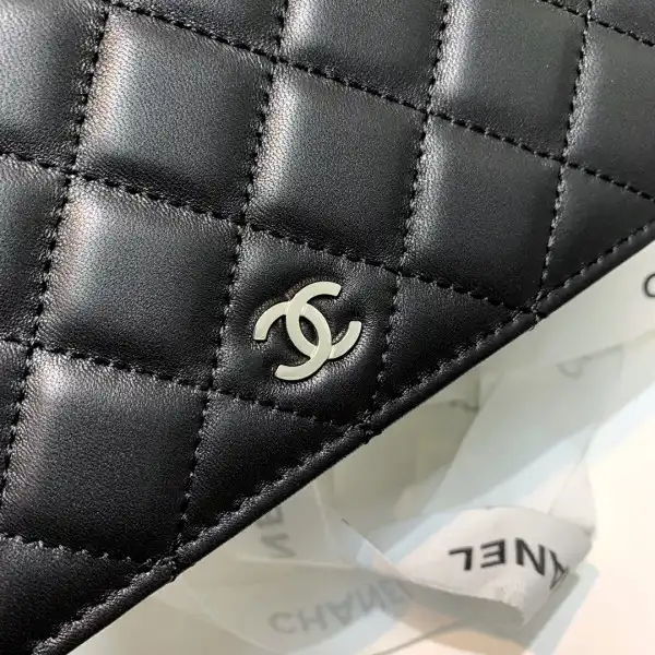 Affordable CL CHAIN WALLET LAMBSKIN NEW EDITION