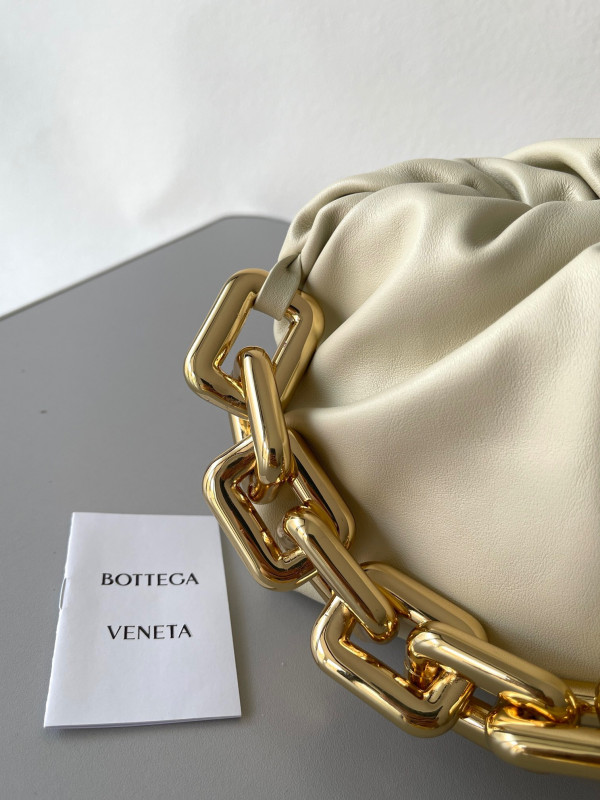 BOTTEGA VENETA THE CHAIN POUCH