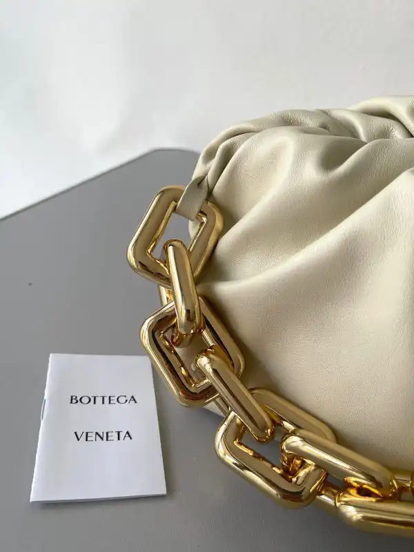 Bagsoffer yupoo BOTTEGA VENETA THE CHAIN POUCH