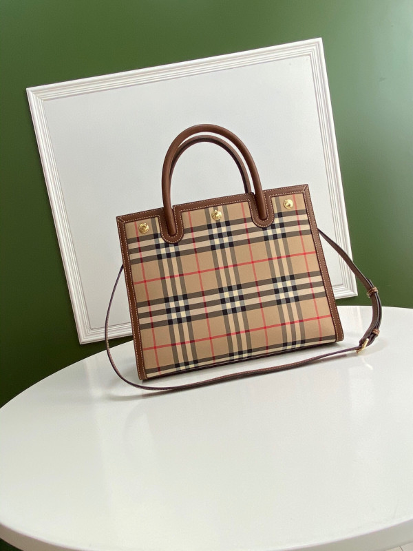 HOT SALE BURBERRY Small Vintage Check Two-handle Title Bag