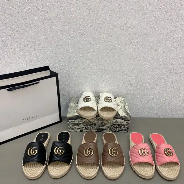 GUCCI Leather espadrille sandal