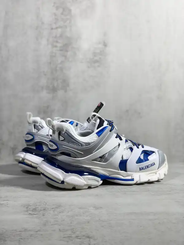 Frstbag ru BALENCIAGA RUNNER SNEAKER