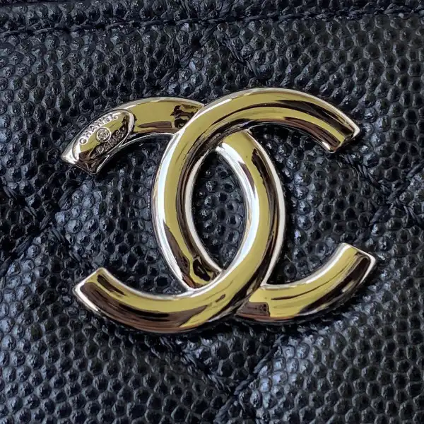 First Bag Ru CHANEL VANITY CASE