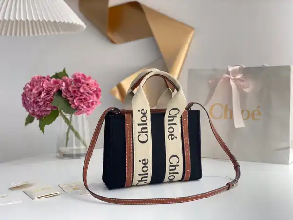 CHLOÉ small woody tote bag