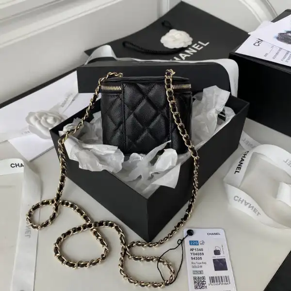 Frstbag ru CHANEL SMALL VANITY WITH CHAIN