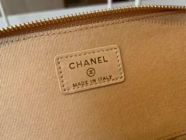 CHANEL VANITY CASE