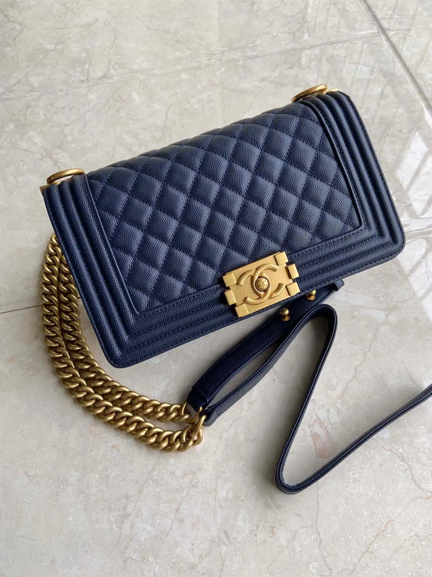 Frstbag ru CHANEL BOY BAG