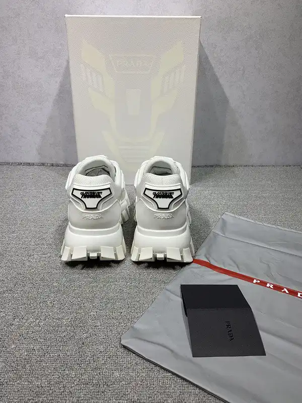 Bagsoffer PRADA Cloudbust Thunder sneakers