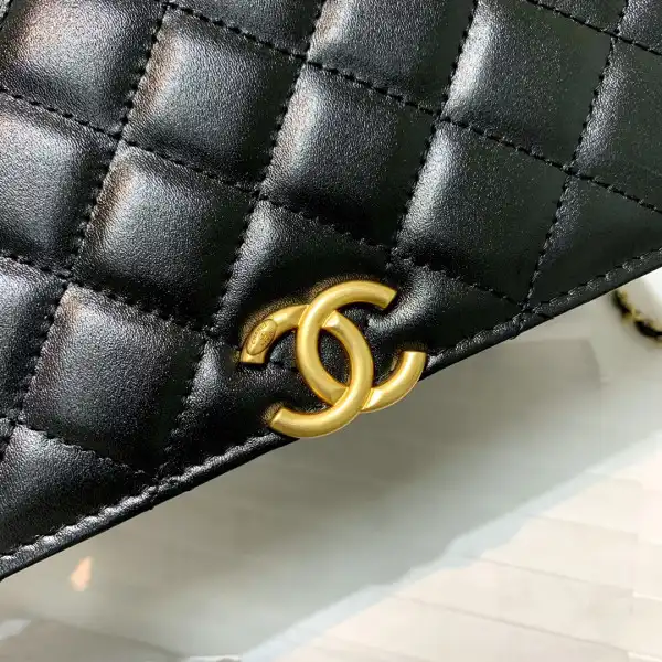 CHANEL WALLET