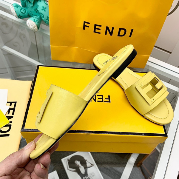 HOT SALE Fendi Signature