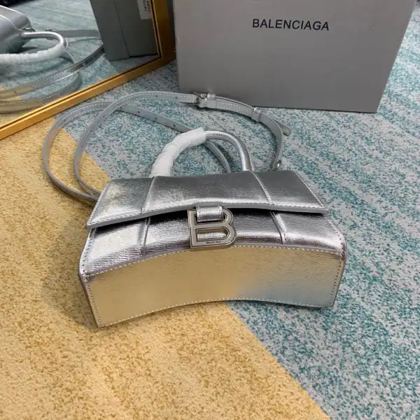 First bag ru BALENCIAGA HOURGLASS