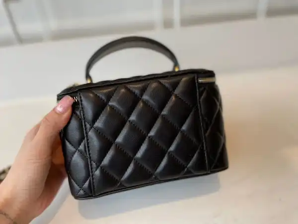 First Bag Ru CHANEL VANITY CASE