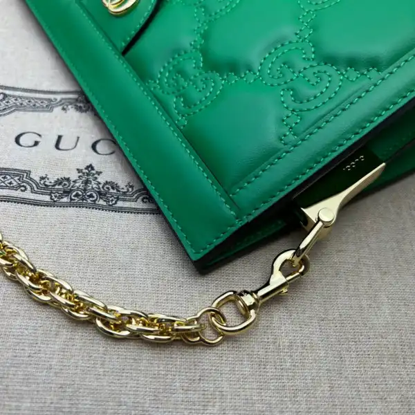 Cheap GUCCI GG matelassé leather shoulder bag