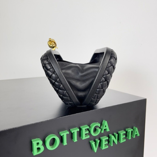 HOT SALE BOTTEGA VENETA Knot Minaudiere