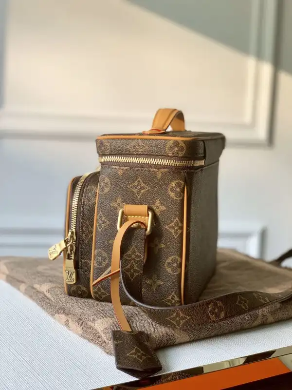 LOUIS VUITTON TOILETRY BAG