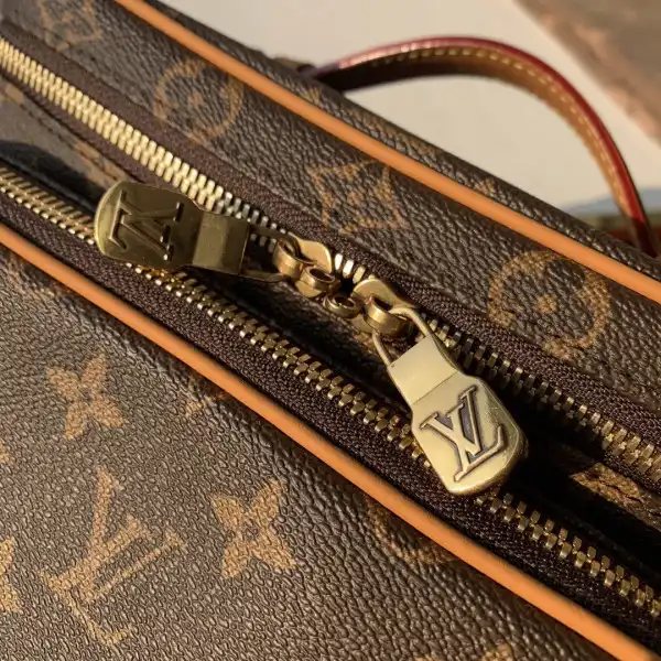 LOUIS VUITTON TOILETRY BAG