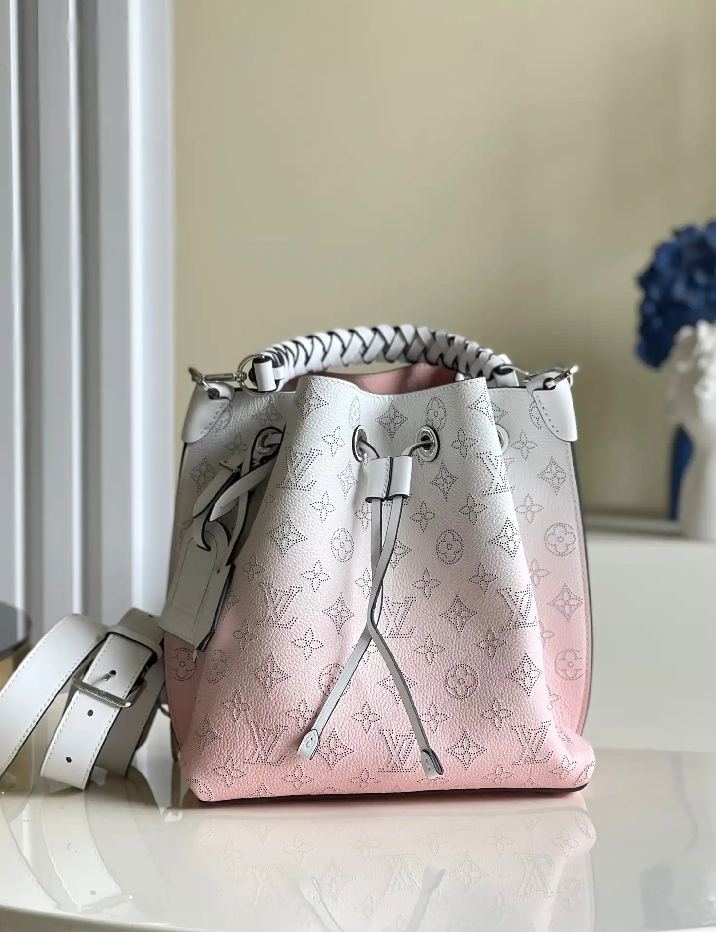 Affordable LOUIS VUITTON MURIA