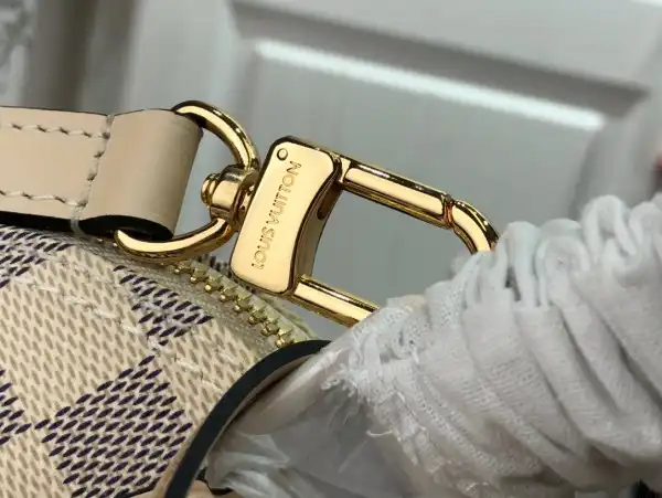 First bag ru Louis Vuitton ALMA BB