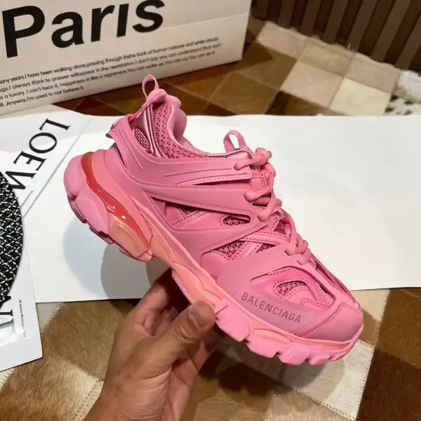 BALENCIAGA TRACK