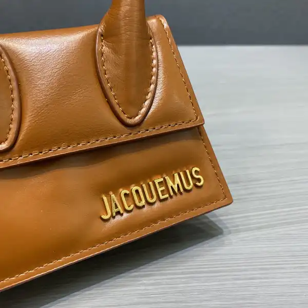 JACQUEMUS Le Chiquito Mini Bag