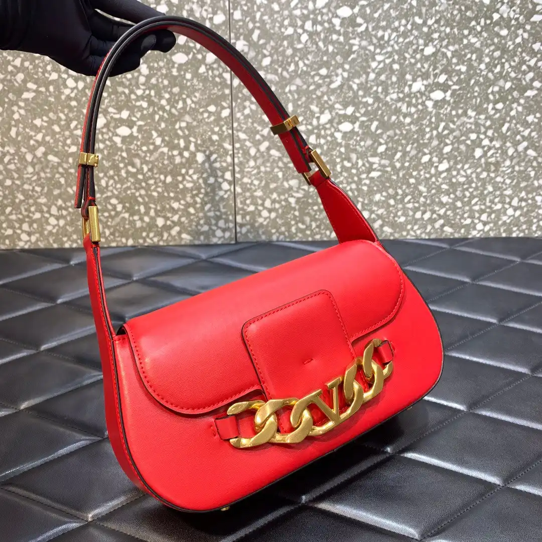 VALENTINO VLOGO CHAIN SHOULDER BAG IN CALFSKIN