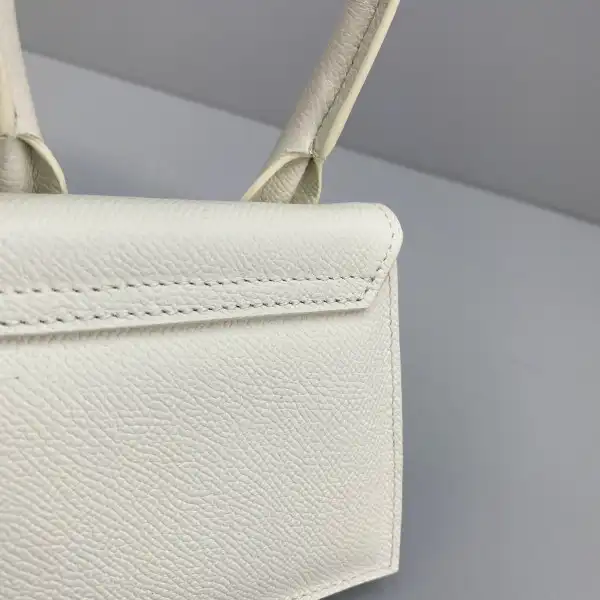 JACQUEMUS Le Chiquito Mini Bag