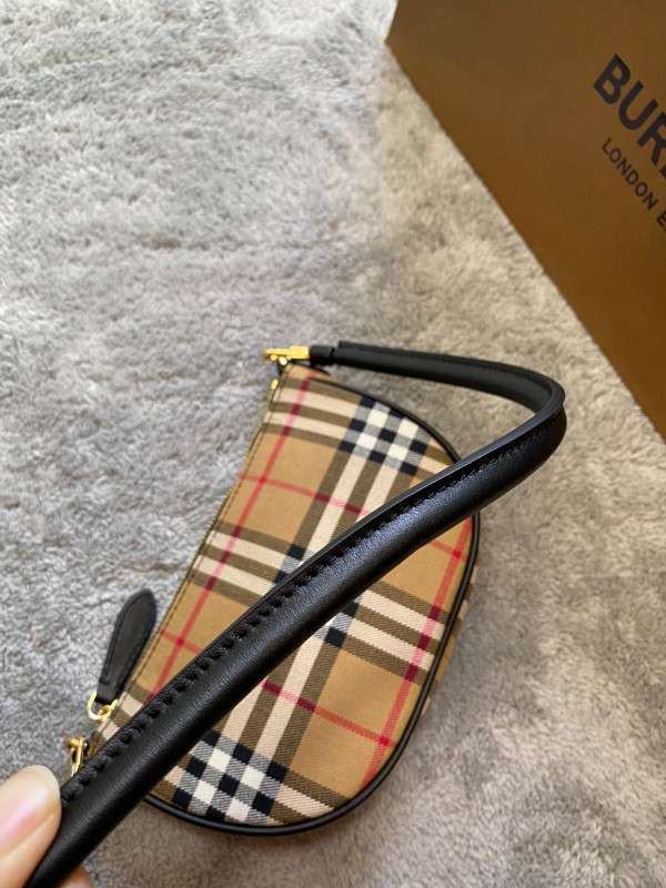 HOT SALE BURBERRY Olympia Pouch