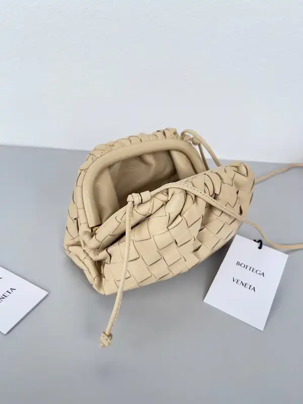 Frstbag ru BOTTEGA VENETA MINI POUCH