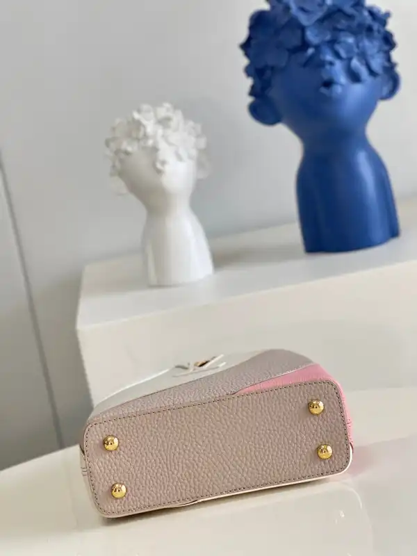 Rep LOUIS VUITTON CAPUCINES MINI