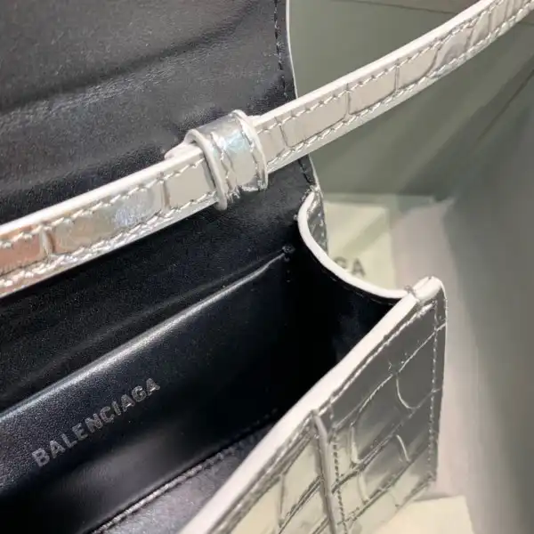 Bagsoffer BALENCIAGA HOURGLASS