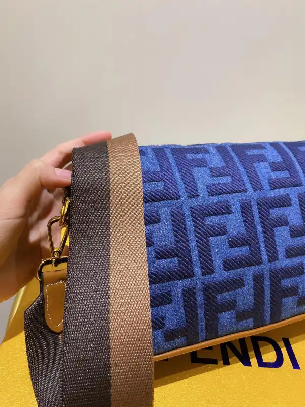 Frstbag ru FENDI BAGUETTE