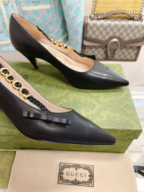 [FREE SHIPPING] GUCCI Women's pump with 'GUCCI'