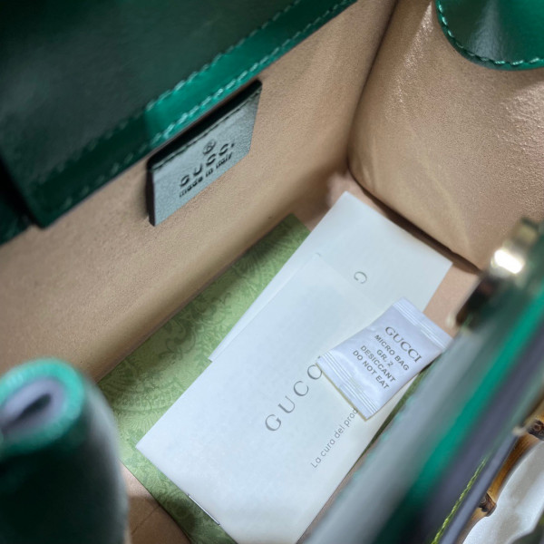 [FREE SHIPPING] Gucci Diana mini tote bag