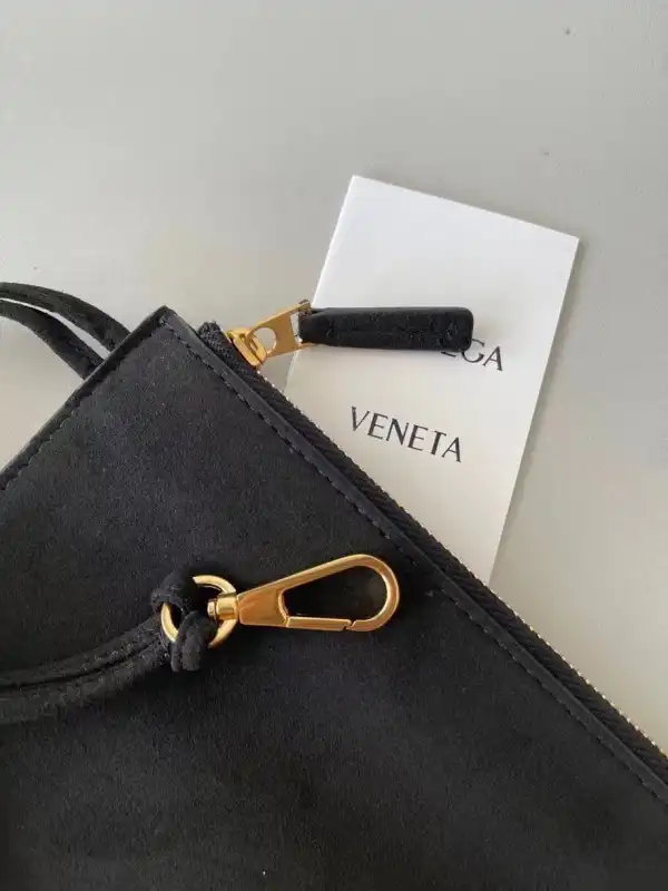 Bagsoffer yupoo BOTTEGA VENETA ARCO MEDIUM TOTE