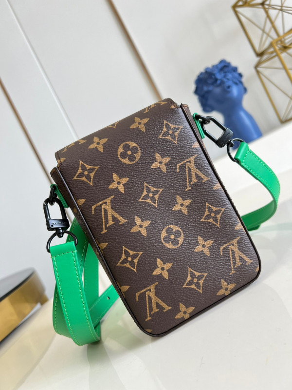 HOT SALE LOUIS VUITTON S-LOCK VERTICAL WEARABLE WALLET