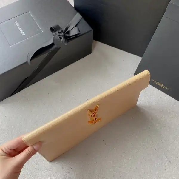 First bag ru YSL UPTOWN POUCH