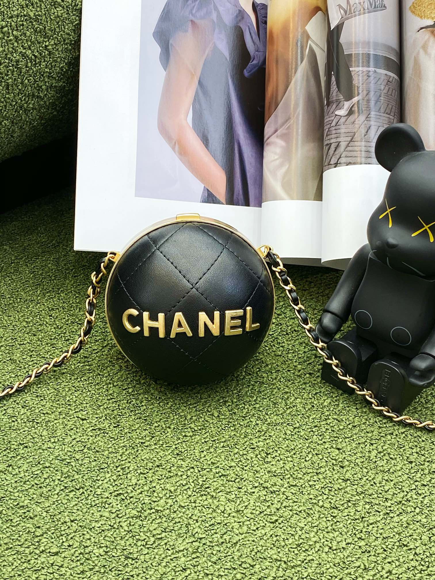 HOT SALE CL SPHERE MINAUDIERE