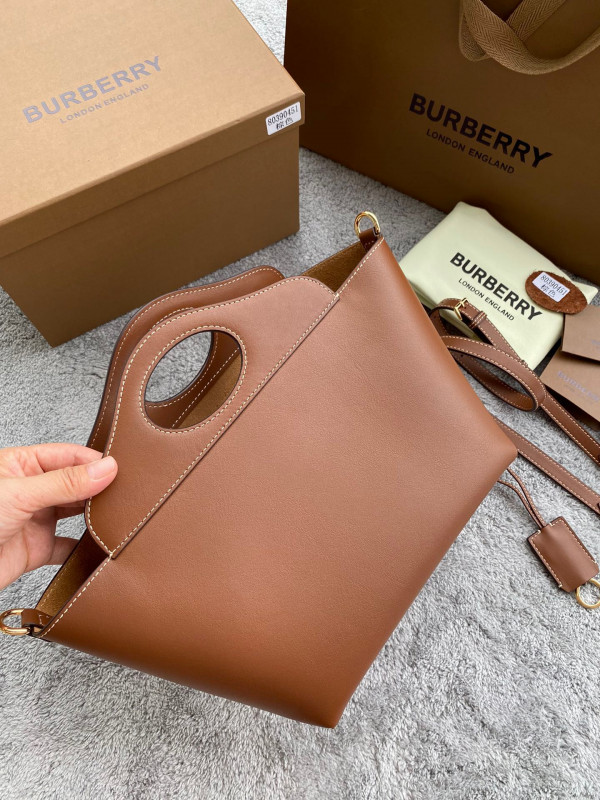 HOT SALE BURBERRY Pocket Tote