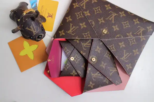 LOUIS VUITTON KIRIGAMI POCHETTE