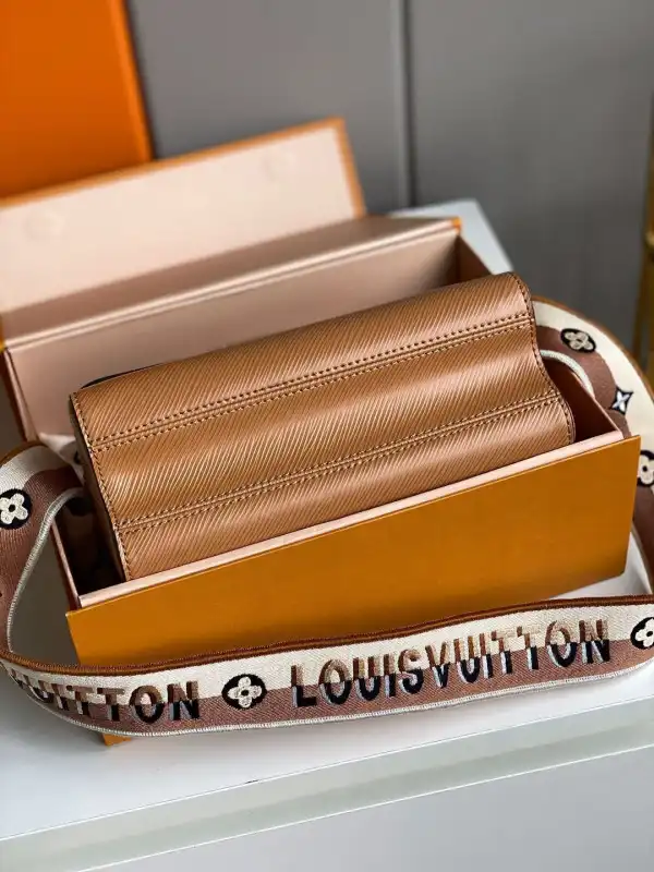 LOUIS VUITTON TWIST MM