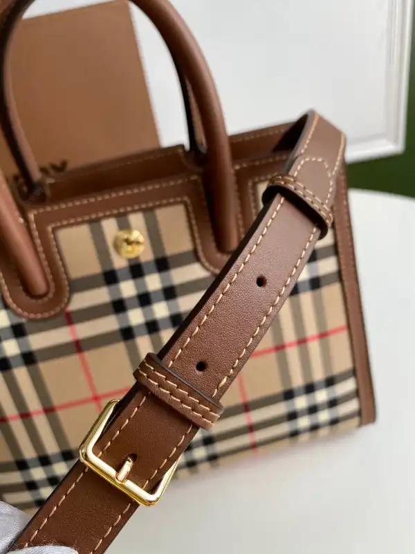 Frstbag ru BURBERRY Mini Vintage Check Two-handle Title Bag