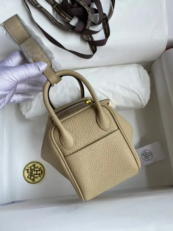 First bag ru HERMES LINDY MINI HANDMADE