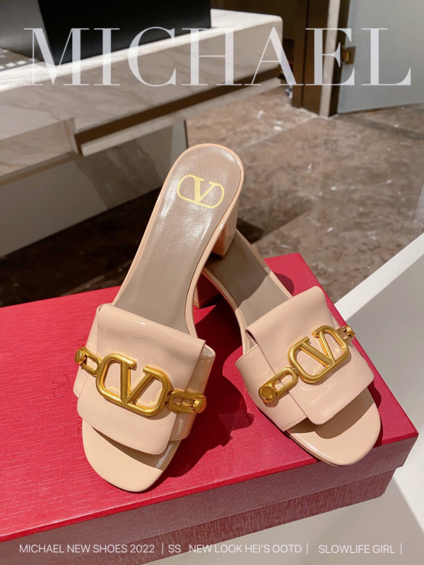 HOT SALE VALENTINO VLOGO SIGNATURE SLIDE SANDAL