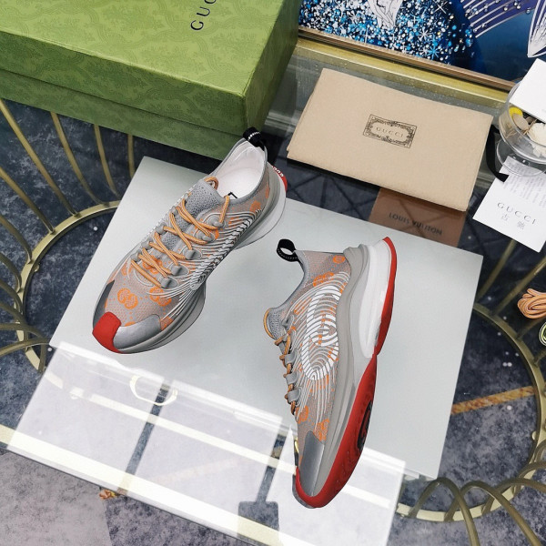 HOT SALE GUCCI Run sneaker