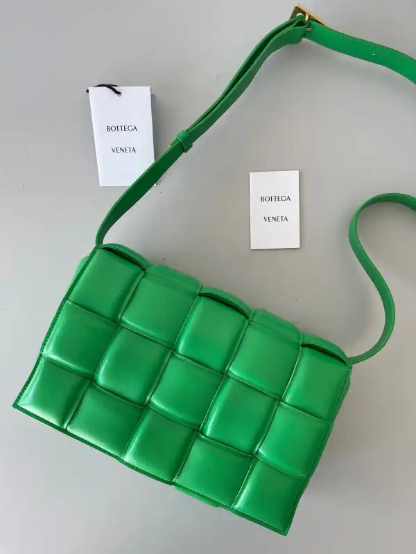 BOTTEGA VENETA CASSETTE