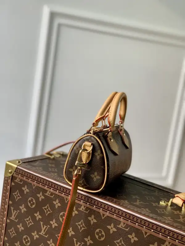 You get luxury for less. Shop now for the best deals on fake Louis bags. LOUIS VUITTON NANO SPEEDY