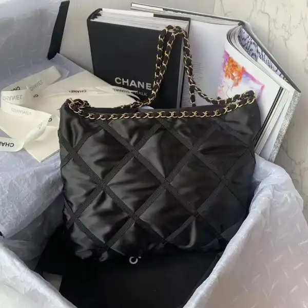 CHANEL TOTE BAG