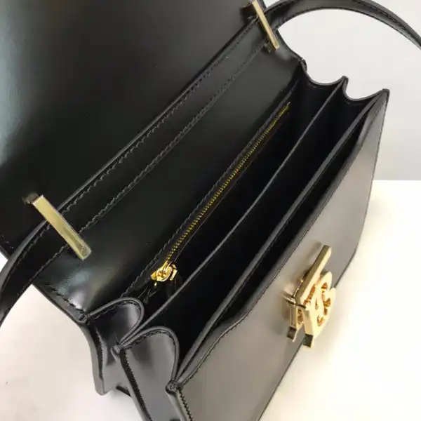 BURBERRY SMALL TB Bag