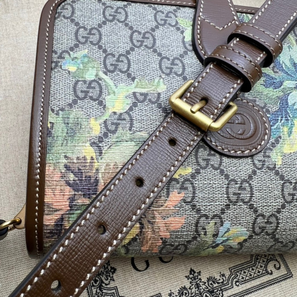 HOT SALE GUCCI Mini shoulder bag with Interlocking G